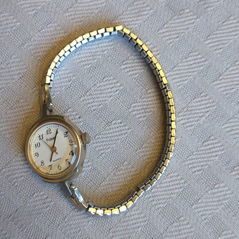Vintage signed pulsar watch